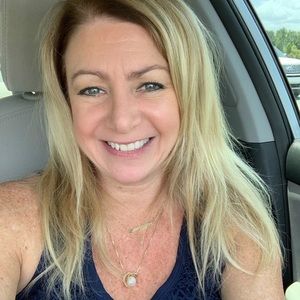 Meet your Posher, Libby